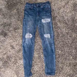woman’s american eagle jeans